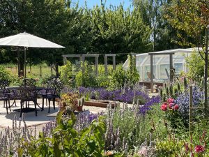 Spring Garden Revival: Preparing Your Bristol & Somerset Landscape for Summer